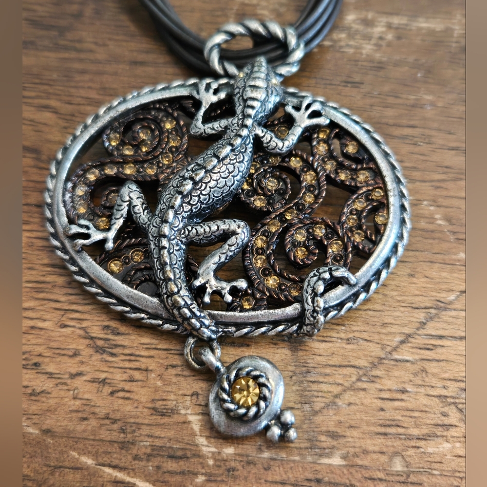 CHICO'S Lizard Necklace